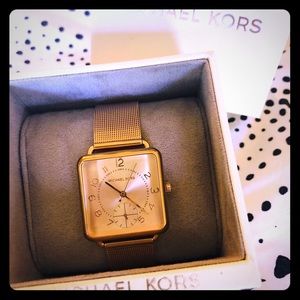 Michael Kors Women’s Watch,Rose Gold (ModelMK3664)